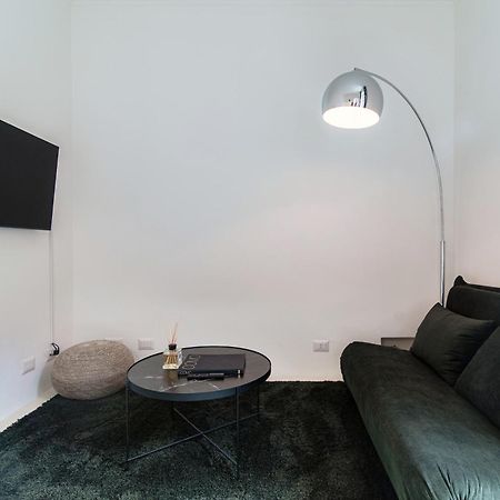 Giuliny Lovely Flat - The House Of Travelers Como Exteriér fotografie