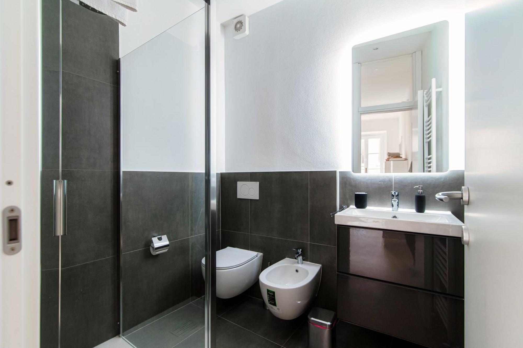 Giuliny Lovely Flat - The House Of Travelers Como Exteriér fotografie