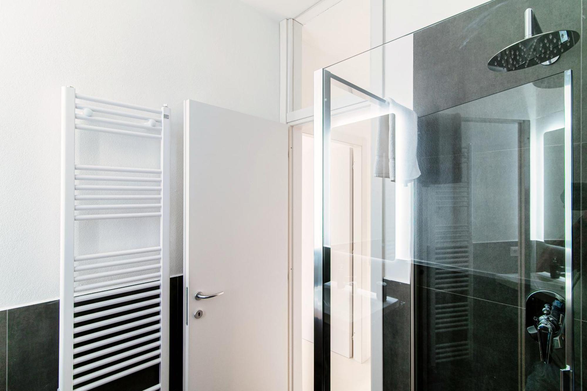 Giuliny Lovely Flat - The House Of Travelers Como Exteriér fotografie