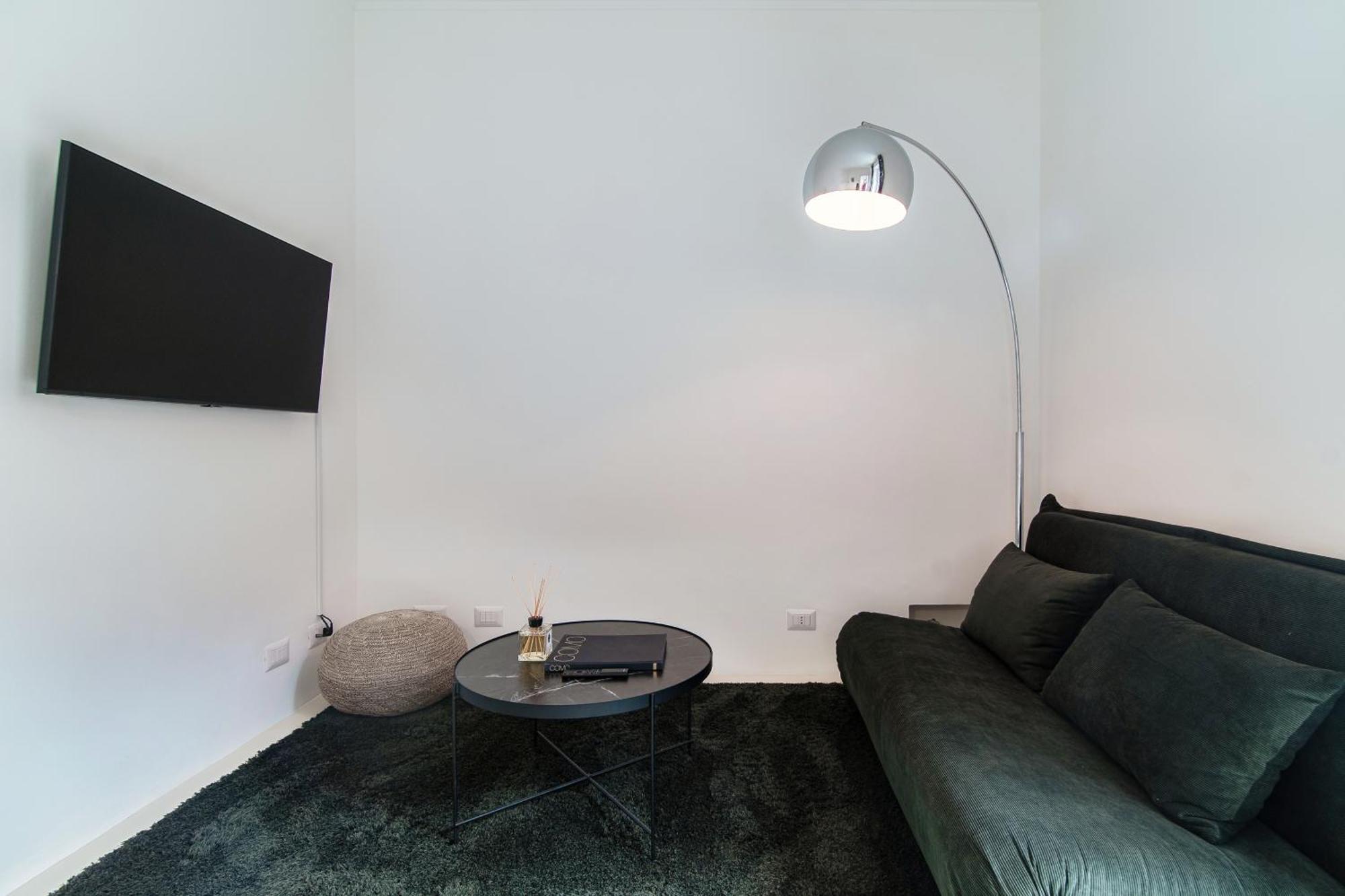 Giuliny Lovely Flat - The House Of Travelers Como Exteriér fotografie